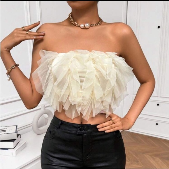 Fireie Tops - Ivory Fringe Strapless Cropped Top NEW 🏷️